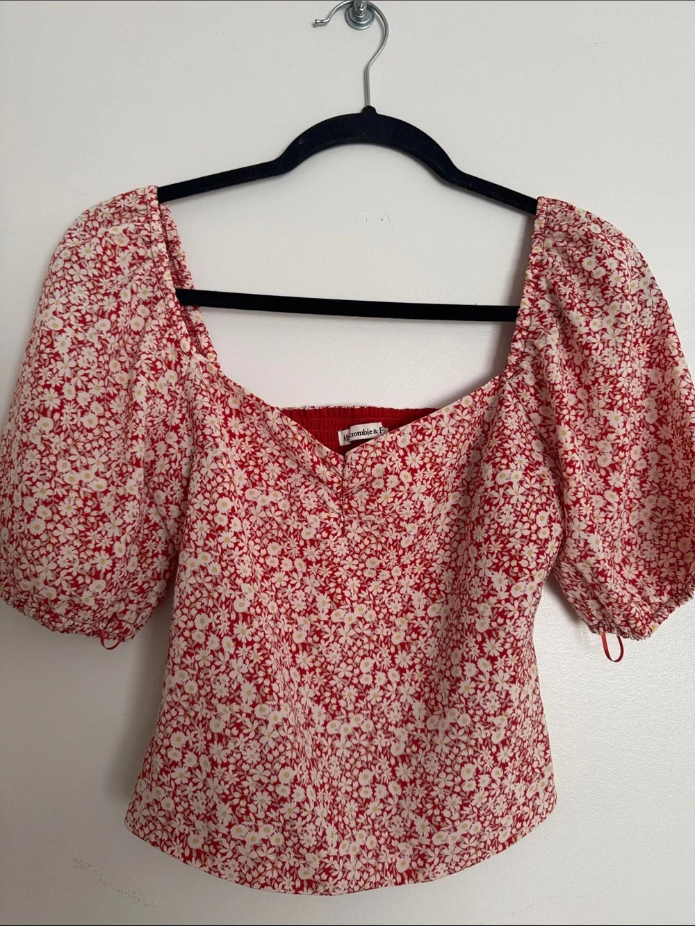 Abercrombie & Fitch Floral Puff-Sleeve Top